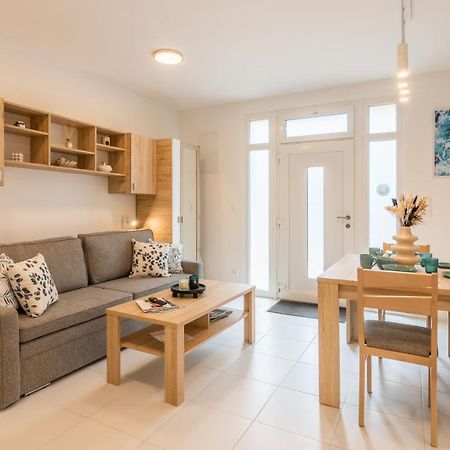 Jegmadar & Fekete Golya Apartmanok Mosonmagyaróvár Екстериор снимка