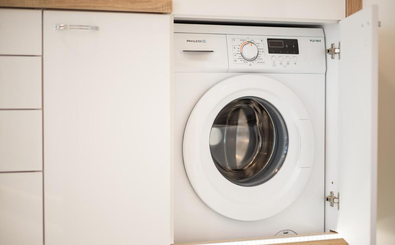 Jegmadar & Fekete Golya Apartmanok Mosonmagyaróvár Екстериор снимка