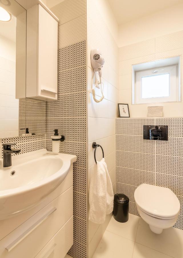 Jegmadar & Fekete Golya Apartmanok Mosonmagyaróvár Екстериор снимка